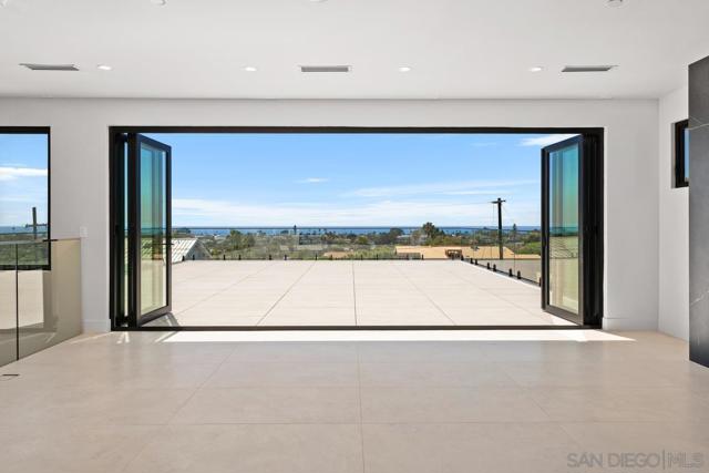 1009 Arcadia Road, Encinitas CA: https://media.crmls.org/mediaz/160ae8a4-427e-41af-b2c7-49fd13eaeb0a.jpg