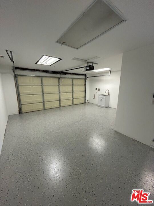 3641 Sunswept Drive, Studio City CA: https://media.crmls.org/mediaz/160b5c20-bd85-439a-9c57-730e6ffa760f.jpg