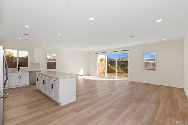 Detail Gallery Image 7 of 38 For 1366 Topanga Dr, San Marcos,  CA 92069 - 3 Beds | 2 Baths