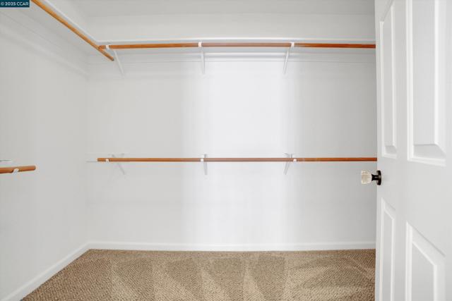 2856 Gardenside Ct, Brentwood CA: https://media.crmls.org/mediaz/160c6147-225a-4979-97e9-84961fd04fce.jpg