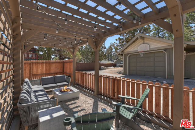 779 Villa Grove Avenue, Big Bear City CA: https://media.crmls.org/mediaz/160cbc12-c4ae-48e2-b356-ed21fc8b9d4d.jpg