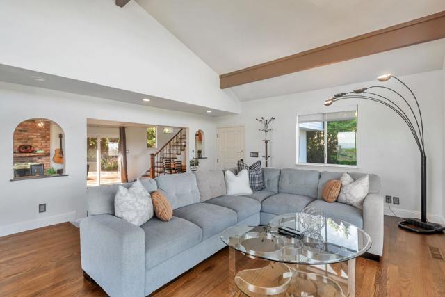 347 Rolling Hills Avenue, San Mateo CA: https://media.crmls.org/mediaz/160e2211-2279-49f7-829a-03056ee2b76e.jpg