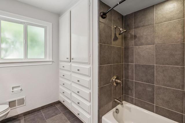 139 Old Orchard Drive, Los Gatos CA: https://media.crmls.org/mediaz/160e9024-dc96-4601-9fa0-3bc16b332edd.jpg