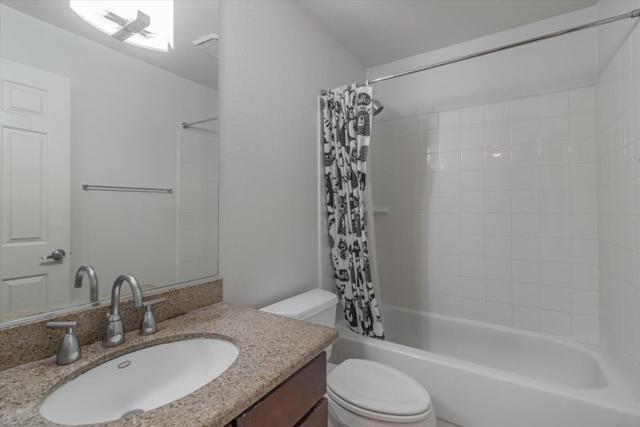 1315 A Street, Hayward CA: https://media.crmls.org/mediaz/160ecde1-e272-4325-afb3-610dab8325db.jpg