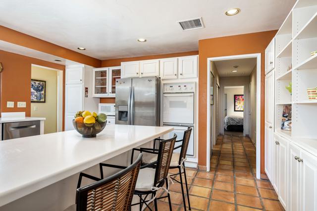 40480 Via Entrada, Rancho Mirage CA: https://media.crmls.org/mediaz/160ed9db-5295-432b-9988-e2dddb6f3ce1.jpg