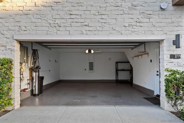 2779 VIA ALTA PL, San Diego CA: https://media.crmls.org/mediaz/160f4814-fa38-4a51-873e-24efb264ebf1.jpg