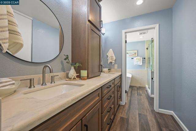 11478 Rolling Hills Dr, Dublin CA: https://media.crmls.org/mediaz/160fd02c-b4c7-4820-975d-0790817e2b87.jpg