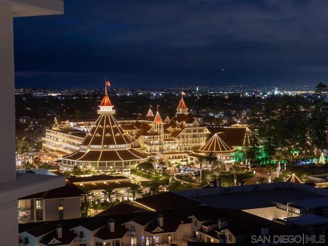 1720 Avenida del Mundo, Coronado CA: https://media.crmls.org/mediaz/16105c3c-0a17-4b29-8434-3052e6d33104.jpg