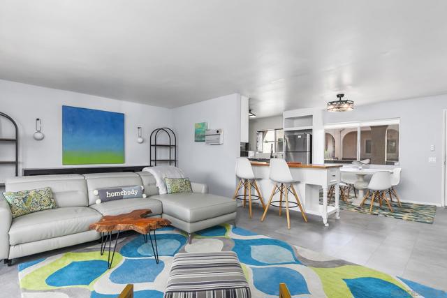 2510 Clairemont Dr, San Diego CA: https://media.crmls.org/mediaz/16113297-fd20-4945-ab1f-8891cc10cf17.jpg