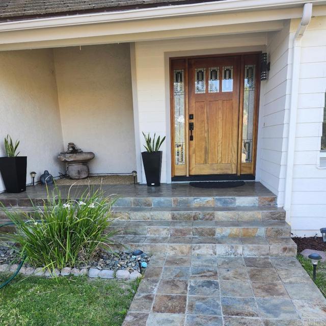 Detail Gallery Image 5 of 56 For 2124 Pintoresco Court, Carlsbad,  CA 92009 - 4 Beds | 3 Baths