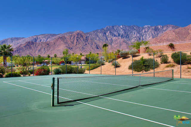 3664 Vista Verde, Palm Springs CA: https://media.crmls.org/mediaz/1612f23b-f542-4f42-8aaa-97092b75ac64.jpg