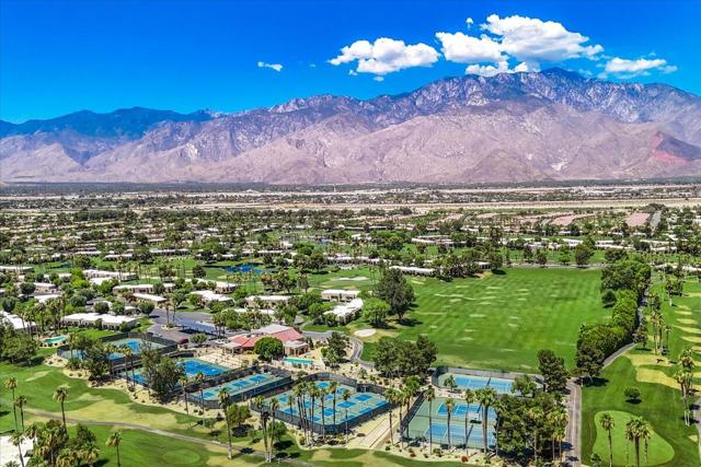 67350 W Chimayo Drive, Cathedral City CA: https://media.crmls.org/mediaz/161325bf-4242-4c61-8305-36791a6a0ca4.jpg