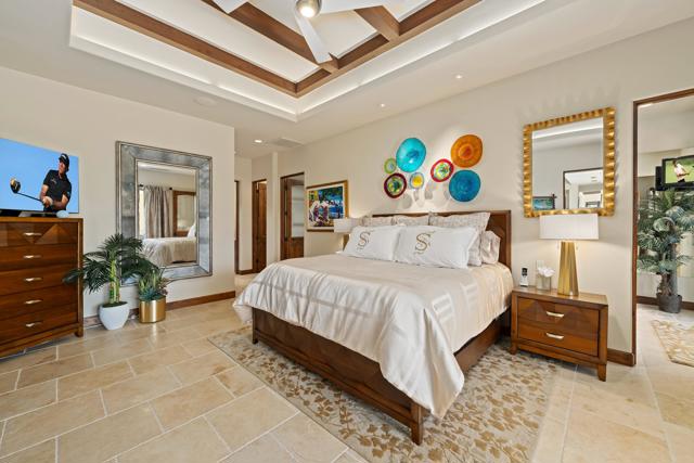 80675 Via Portofino, La Quinta CA: https://media.crmls.org/mediaz/161341b6-8652-4674-b653-e4d567a84706.jpg