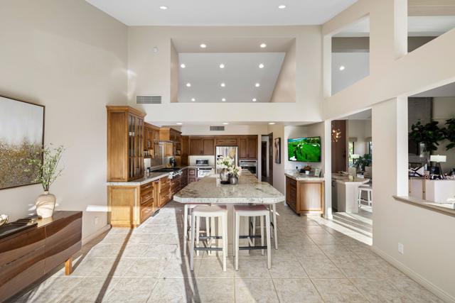 55197 Southern, La Quinta CA: https://media.crmls.org/mediaz/1613573f-2694-4c24-90d4-ad46a4deb7f1.jpg