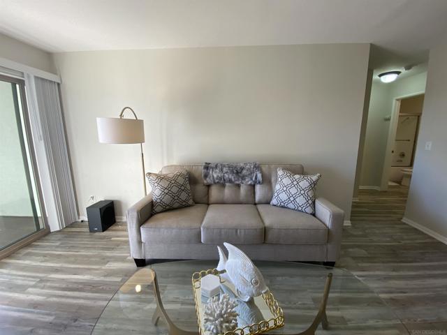 1810 S El Camino Real, Encinitas CA: https://media.crmls.org/mediaz/16148e55-f8d8-459d-8388-ca2c71a7b3e3.jpg