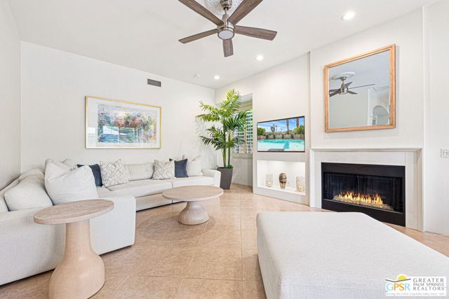 2 Via Elegante, Rancho Mirage, CA 92270