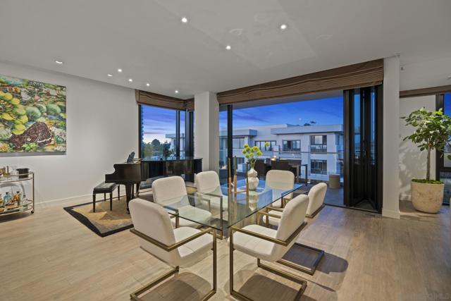 2604 5th Ave, San Diego CA: https://media.crmls.org/mediaz/1617c0a3-91f6-48ea-ba7f-45259f9e87eb.jpg