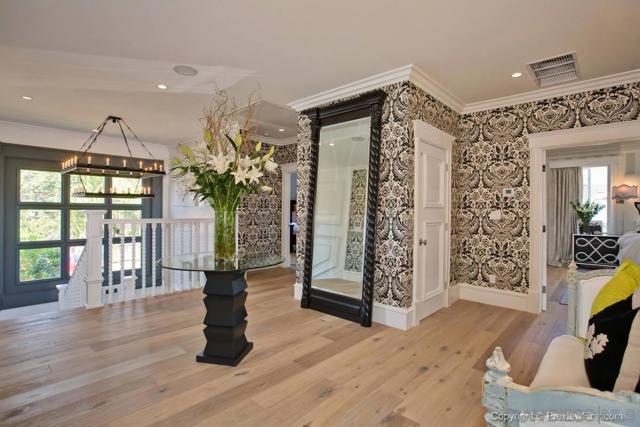 1105 F Avenue, Coronado CA: https://media.crmls.org/mediaz/161838cf-b62a-4754-af52-a68f799ebe92.jpg