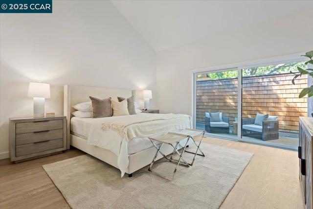 316 Village View Ct, Orinda CA: https://media.crmls.org/mediaz/161843c1-53b0-4f7e-a466-468c30184d77.jpg