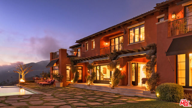 0 Murphy Way, Malibu CA: https://media.crmls.org/mediaz/1618be59-79e6-4bec-8b86-24b80ddfbeb5.jpg
