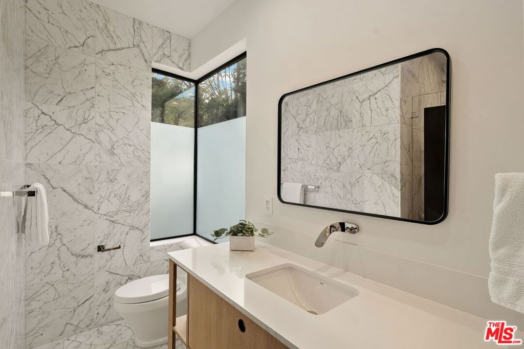 MLS #26852225 image #33