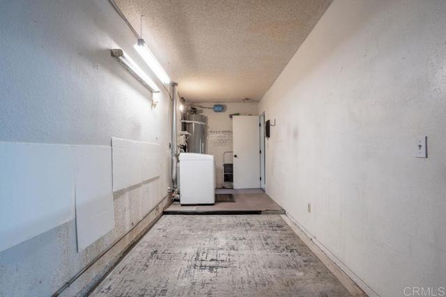 1302 El Corral Lane, San Marcos CA: https://media.crmls.org/mediaz/1619544a-8b4e-423f-9689-dd0045eaf0af.jpg