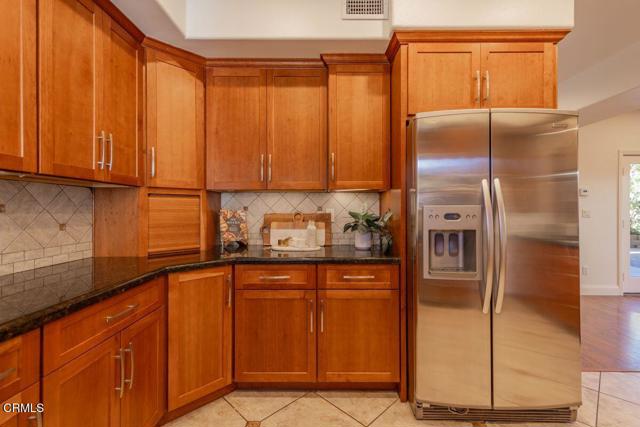 1035 Moreno Drive, Ojai CA: https://media.crmls.org/mediaz/161a77ae-4ece-42c6-ab74-e5fd3f14dd8a.jpg