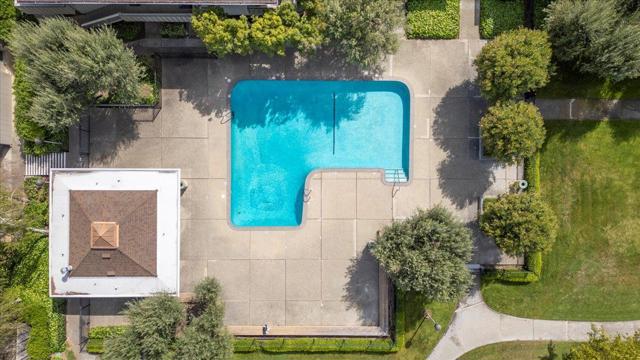 255 S Rengstorff Avenue, Mountain View CA: https://media.crmls.org/mediaz/161b02c4-31dd-422d-bc06-e073e70255f3.jpg