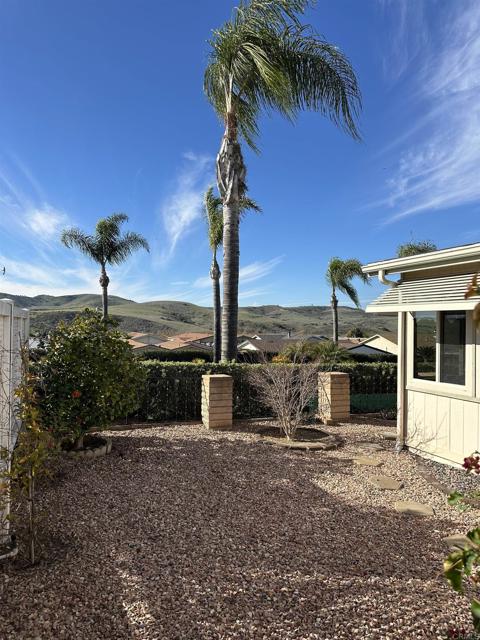 Detail Gallery Image 20 of 44 For 5252 Harvest Ct, Oceanside,  CA 92057 - 3 Beds | 2 Baths