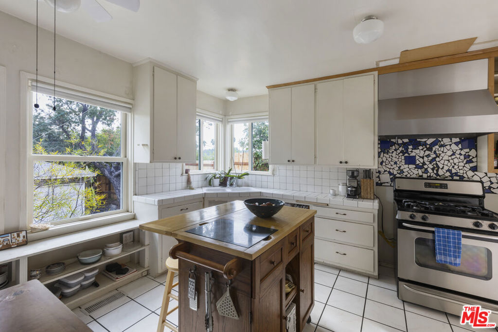 MLS #25618753 image #14