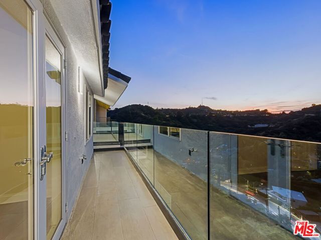 8041 Bulwer Drive, Los Angeles CA: https://media.crmls.org/mediaz/161e45d9-3472-4f95-ab8b-d6df86f05776.jpg