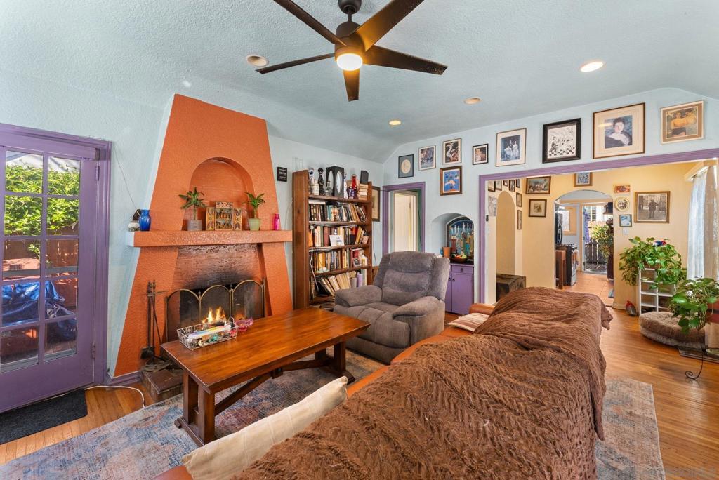 2327 Etiwanda Street - photo 5