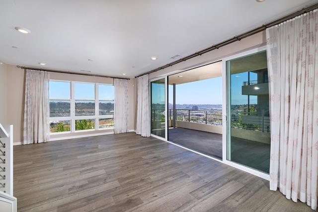 2921 Via Alta Pl, San Diego CA: https://media.crmls.org/mediaz/161fd2ae-b027-4678-a535-20db6358ac2e.jpg