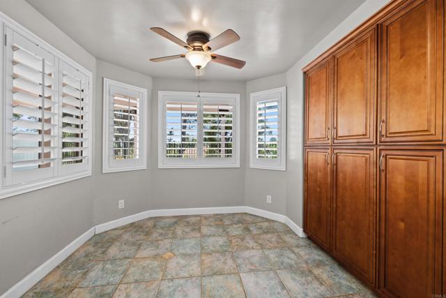 Detail Gallery Image 18 of 48 For 1449 Genoa Dr, Vista,  CA 92081 - 4 Beds | 2/1 Baths