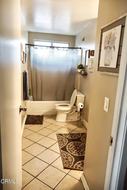 2101 Sweetland Street, Oxnard CA: https://media.crmls.org/mediaz/16223690-db42-49be-8908-93a81bf009d6.jpg