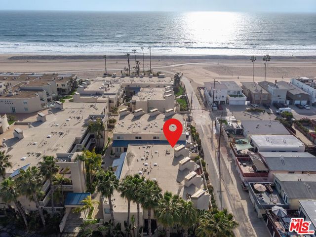 7301 Vista Del Mar, Playa del Rey CA: https://media.crmls.org/mediaz/162280bc-43e7-432b-8e8d-33c461dbdfbf.jpg
