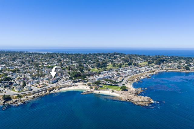 585 Ocean View Boulevard, Pacific Grove CA: https://media.crmls.org/mediaz/1622e3ef-1d1b-4f00-b9af-e5e7715fd87e.jpg