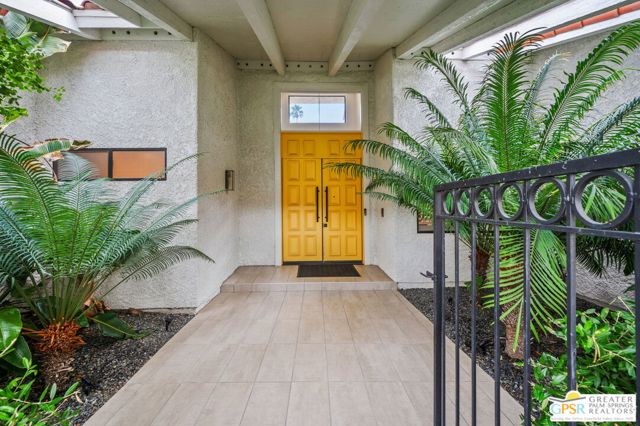 87 Magdalena Drive, Rancho Mirage CA: https://media.crmls.org/mediaz/16232e0f-4b42-4d05-b059-ff4f5d92d891.jpg