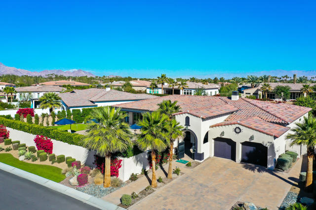 81320 Thunder Gulch Way, La Quinta CA: https://media.crmls.org/mediaz/16239818-bcdc-482f-a058-beefcfb7e2c0.jpg