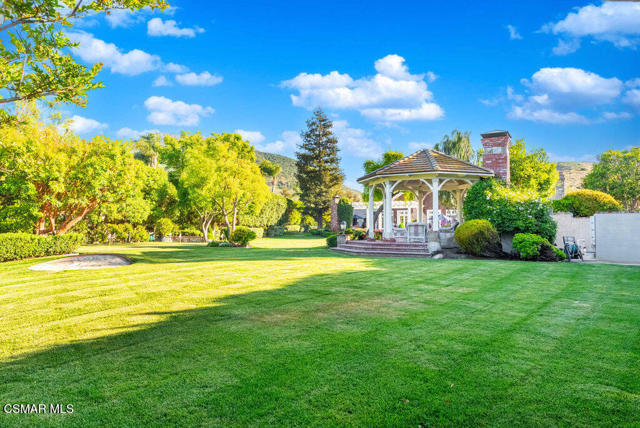 1816 Brittany Park Road, Camarillo CA: https://media.crmls.org/mediaz/1623c5ba-92d8-415e-b90f-1ef840325515.jpg