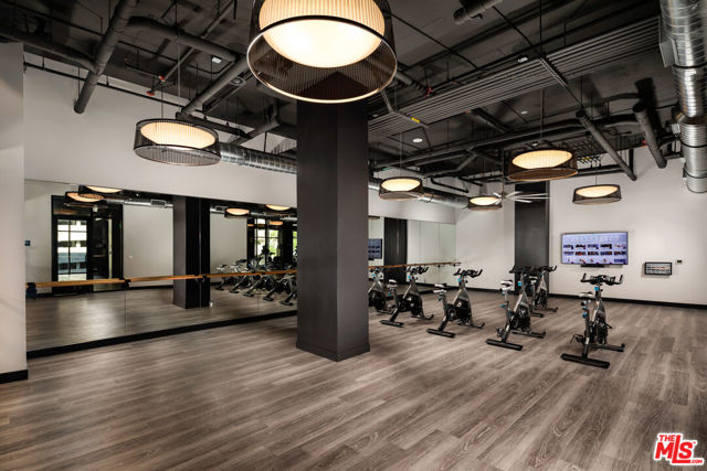 687 S Hobart Boulevard, Los Angeles CA: https://media.crmls.org/mediaz/1624195c-42a3-4876-8c62-40368dd61961.jpg