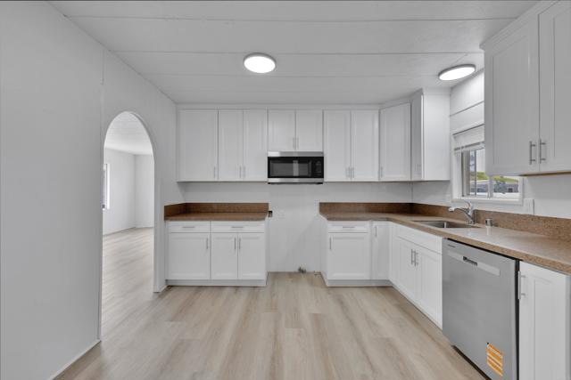 1120 Pepper Dr, El Cajon CA: https://media.crmls.org/mediaz/16243118-4bd4-4a4f-aed7-ae203cb86773.jpg