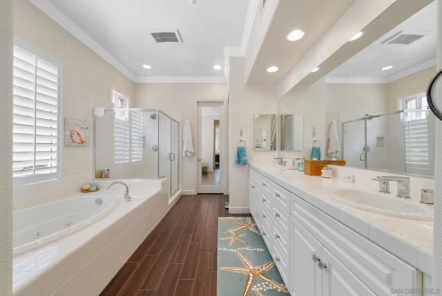 Image 33 of 52 For 332 Lemonwood Dr