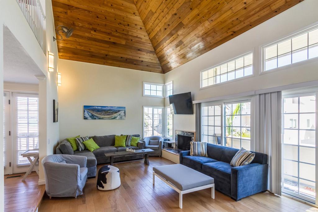 728 Jamaica Court - photo 11