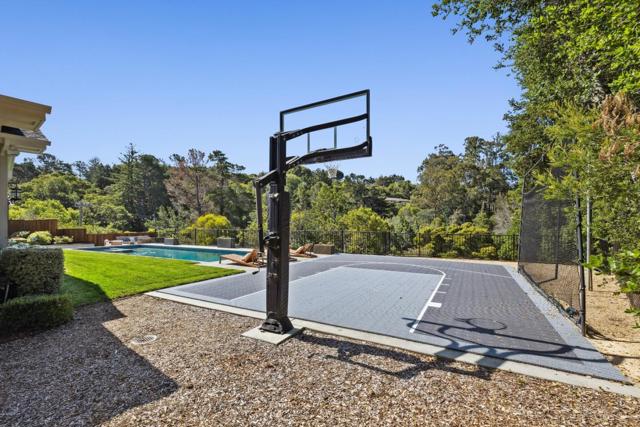 748 Jacaranda Circle, Hillsborough CA: https://media.crmls.org/mediaz/1624e644-2f1a-4d63-bdac-92f7e6a17aa2.jpg