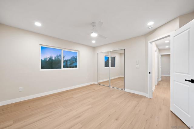 9401 Broadmoor Pl, La Mesa CA: https://media.crmls.org/mediaz/1624f2b5-e303-4e2a-a3cb-ed8bbcacea50.jpg