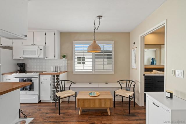 4521 Hawley Blvd, San Diego CA: https://media.crmls.org/mediaz/16259dbb-0ec3-4876-bfb7-832802006b9e.jpg