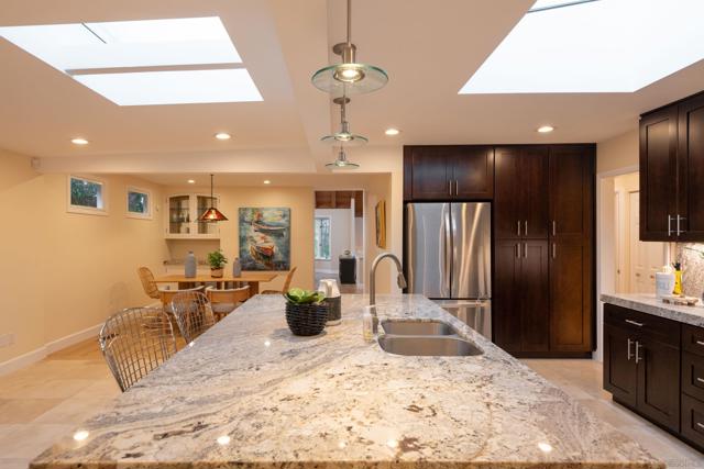 4027 Narragansett Ave, San Diego CA: https://media.crmls.org/mediaz/1625b63a-6351-4d9c-8caf-596e9c7ef223.jpg