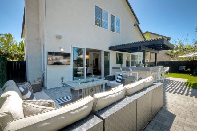 Detail Gallery Image 31 of 37 For 3844 Stoneridge Rd, Carlsbad,  CA 92010 - 4 Beds | 3 Baths