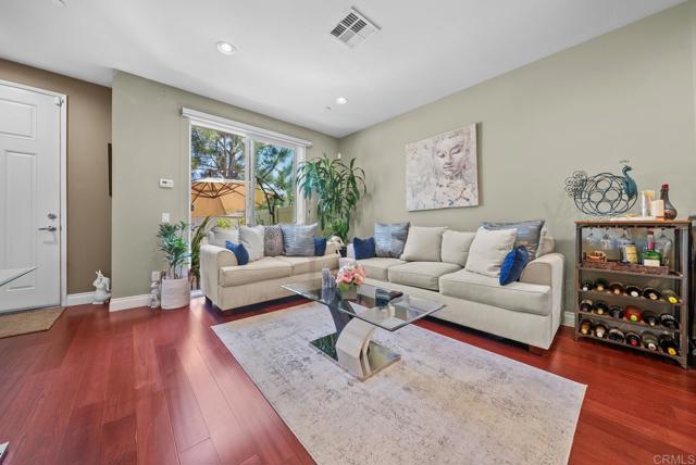 Detail Gallery Image 5 of 34 For 5512 Santa Alicia, San Diego,  CA 92154 - 3 Beds | 2 Baths